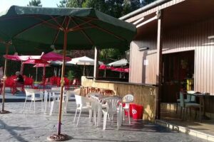 Bar And Disc Rompeolas