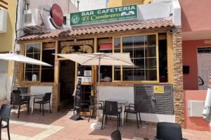Bar Cafeter&iacute;a El Cumbrero