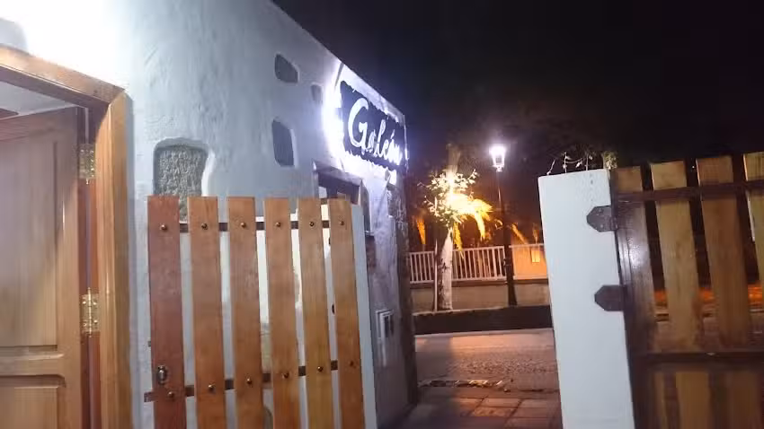 Bar Cafeter&iacute;a Gale&oacute;n