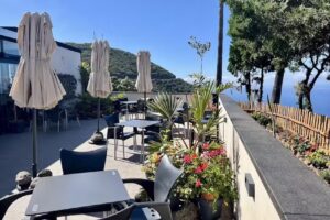 Bar Cafeter&iacute;a Jard&iacute;n ( restaurante)