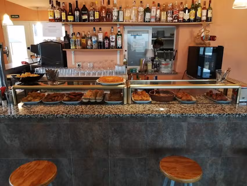 Bar &ndash; Cafeter&iacute;a &laquo;La Ermita&raquo;