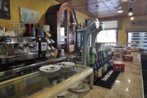 Bar Cafeteria LAS CIMAS