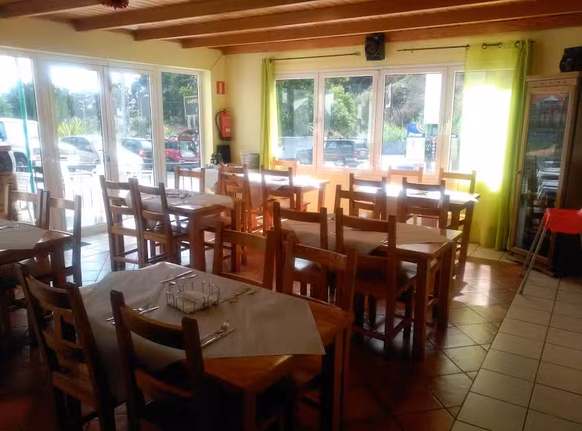 Bar Cafeter&iacute;a Los Castillos