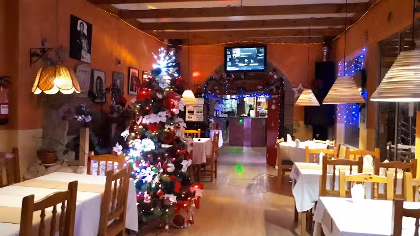 Bar Cafeter&iacute;a Oveja Negra.