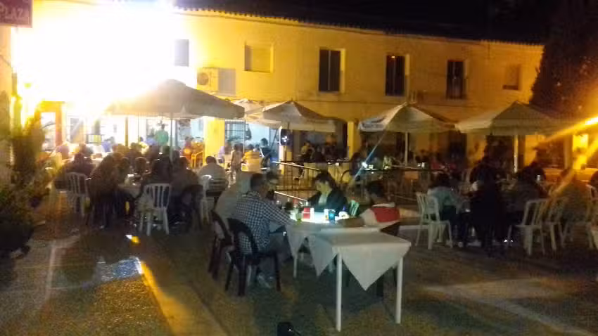 Bar Central Angel Puerta