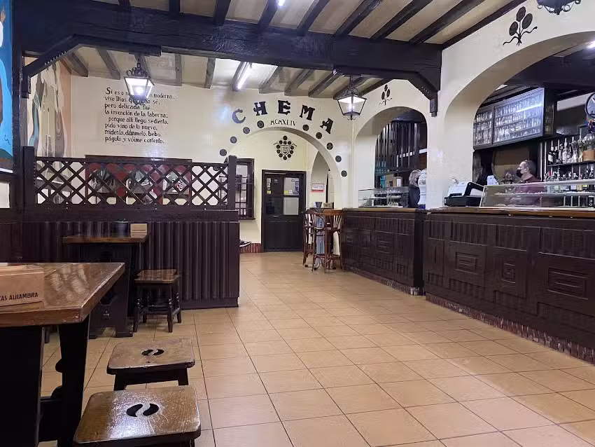 Bar Chema