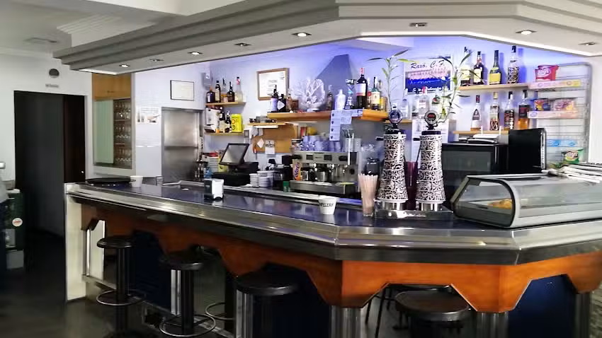 Bar Coral