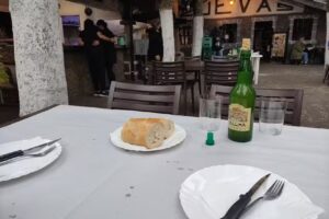 Bar Cuevas de San Jos&eacute; C.B.