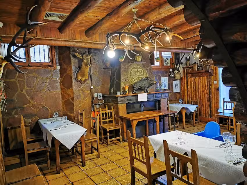 BAR EL CASER&Iacute;O.