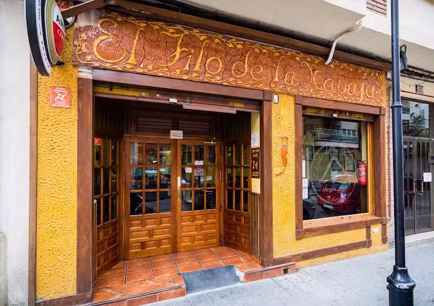 Bar El Filo de la Navaja.