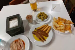 Bar El Tom&aacute;s de Sarri&aacute;