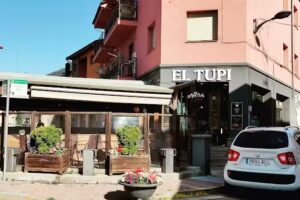 Bar El Tup&iacute;