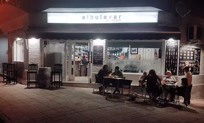 Bar elbulevar