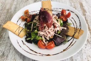 BAR GIL – Almuerzos al plato y menú diario