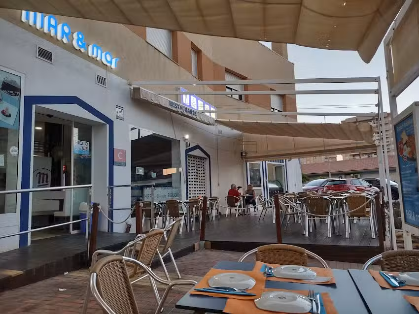 Bar &ndash; Helader&iacute;a Mar&mar