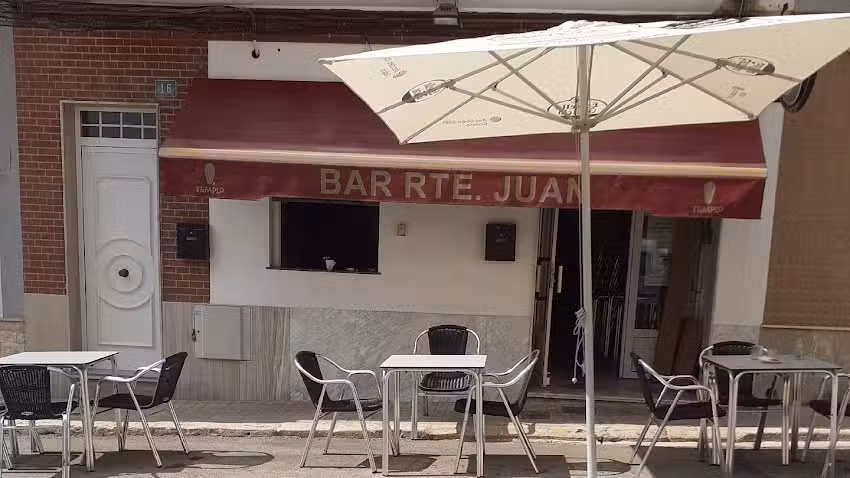 Bar kebab pizzeria Llombai