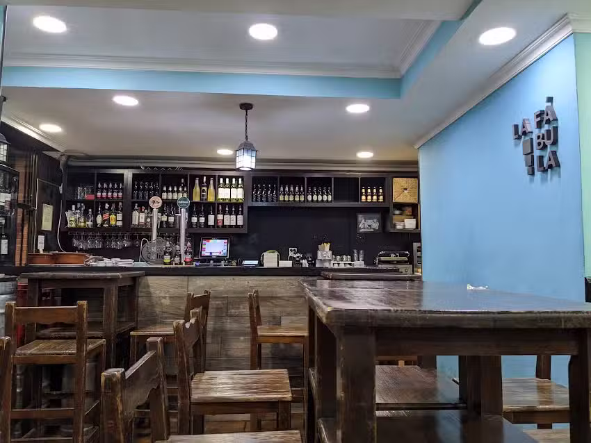 Bar La F&aacute;bula