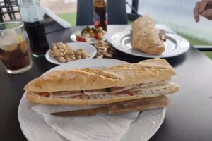 Bar la piscina Novetlé