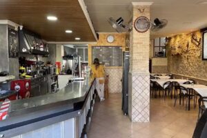 Bar La Pla&ccedil;a Ador