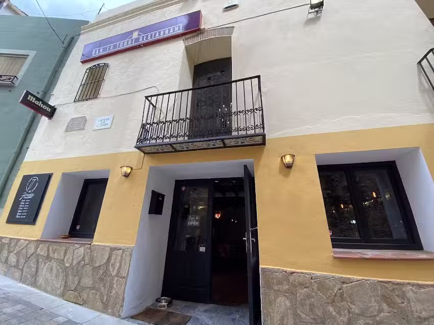 Bar La Torre Restaurant