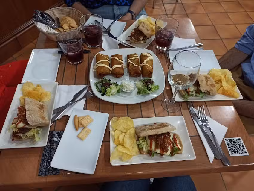 Bar la T&oacute;rtola