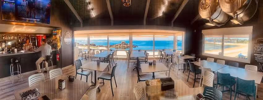 Bar Lombi&ntilde;a (Praia Cabio)