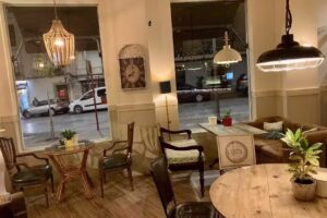 Bar Mama Juana &Uacute;beda