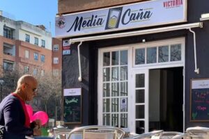 Bar Media Ca&ntilde;a