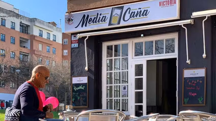 Bar Media Ca&ntilde;a