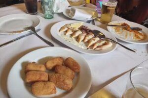 Bar Mes&oacute;n El Parador