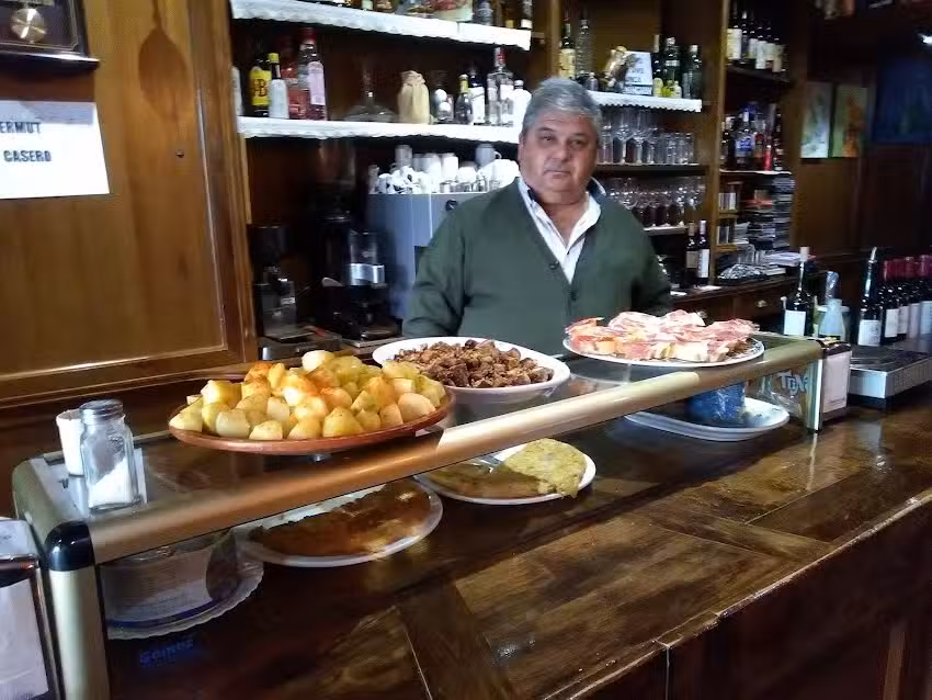 Bar Naipe
