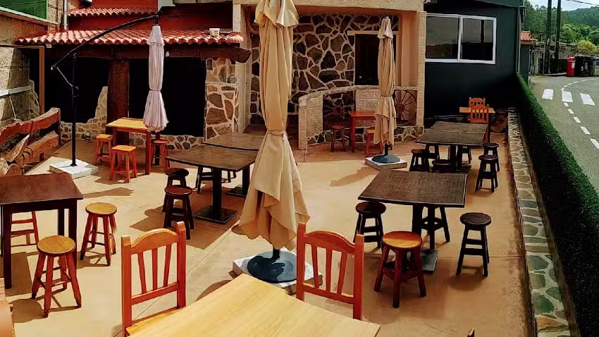 Bar O Tucho Xust&aacute;ns