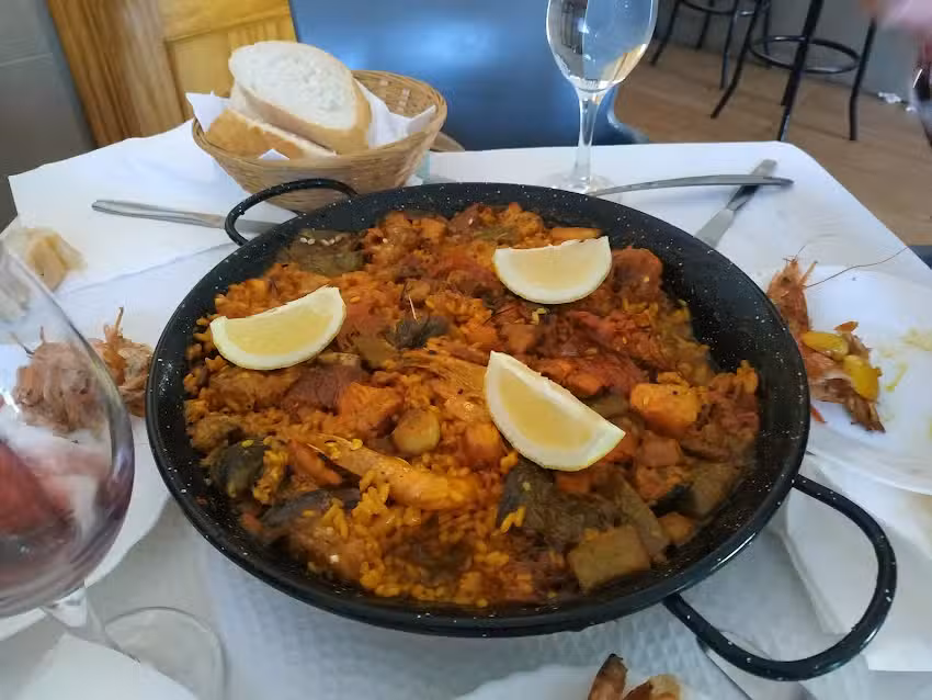 Bar &ndash; Piscina de Tribaldos