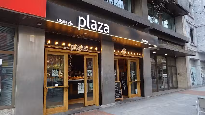 Bar Plaza Gran V&iacute;a