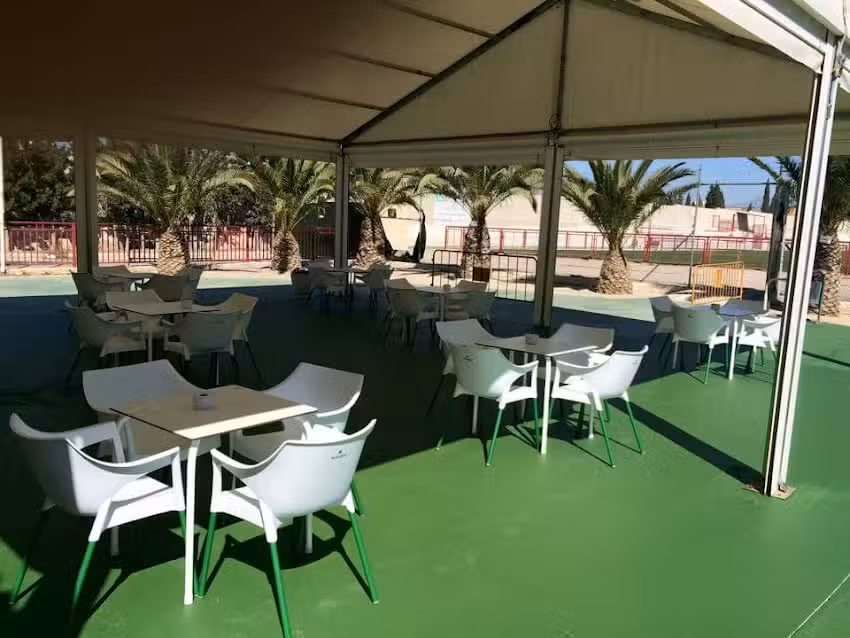 Bar Polideportivo / Desayunos / Tapas / Comidas / Cenas