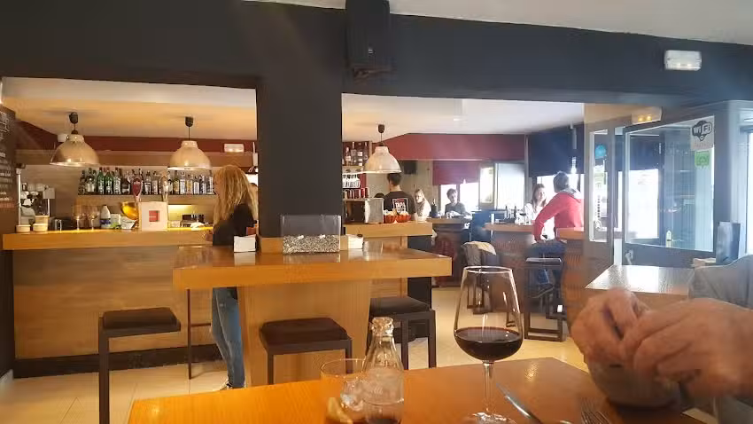 Bar Puratapa