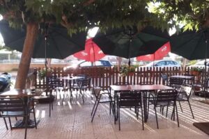 Bar Restaurant A PROP