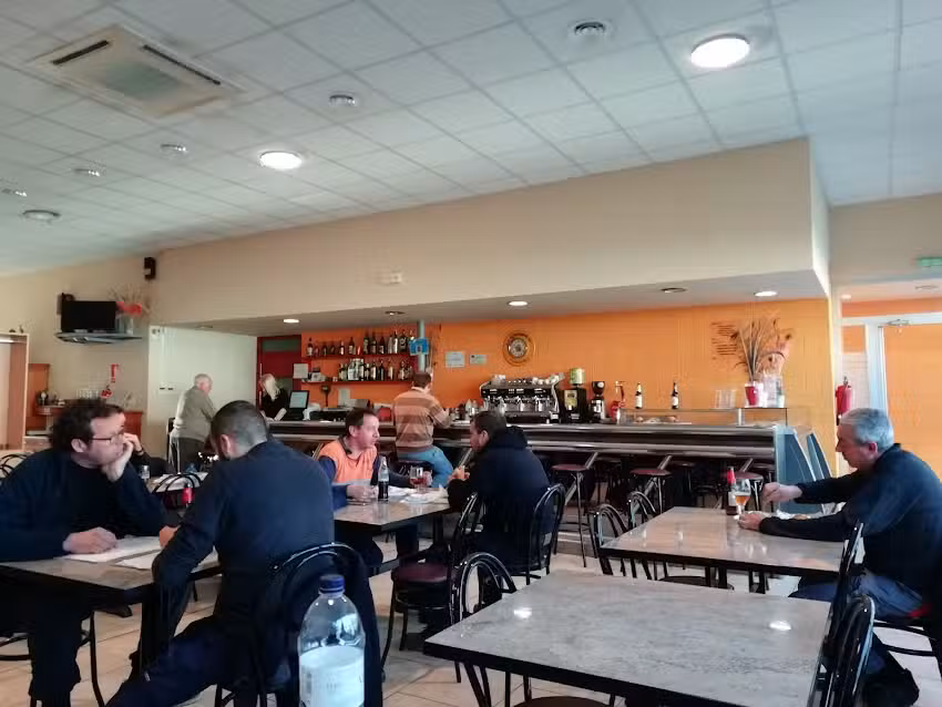 bar restaurant del pol&iacute;gon
