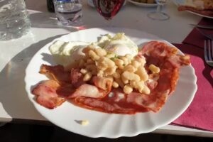 Bar Restaurant Torre Santa Maria Residencial