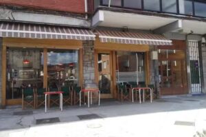 BAR RESTAURANTE BATZOKI BERANGO