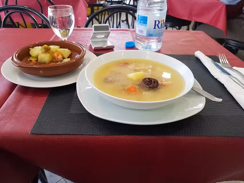 Bar Restaurante Bes&ograve;s