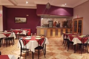 Bar Restaurante Buend&iacute;a