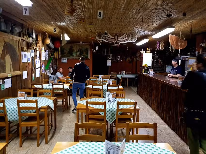Bar Restaurante Casa Pedro Los Toneles