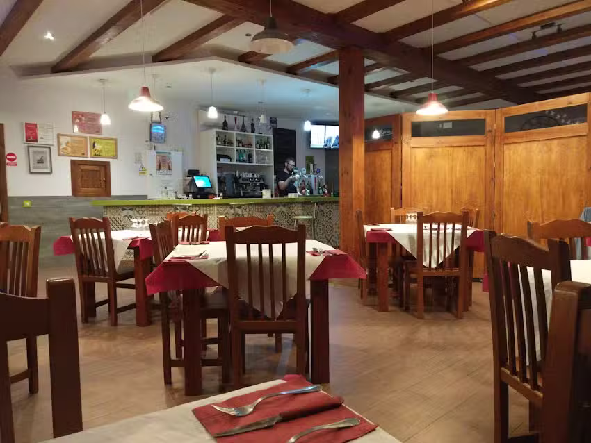Bar restaurante Casa Rom&aacute;n