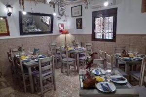 Bar Restaurante DE ARACENA A LA MESA