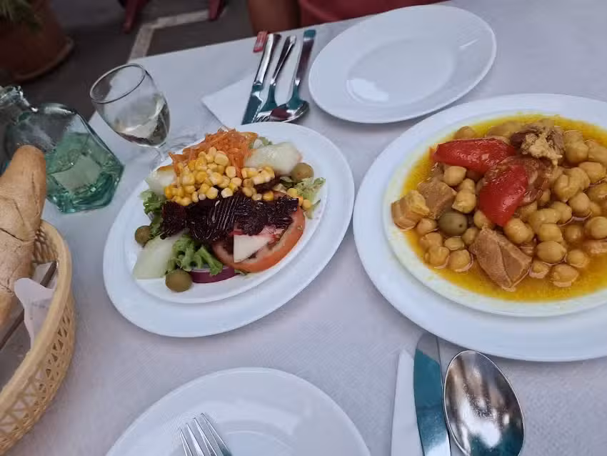 Bar Restaurante El Bosque