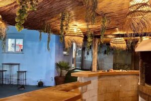 Bar &ndash; Restaurante El Jard&iacute;n de M&eacute;ntrida