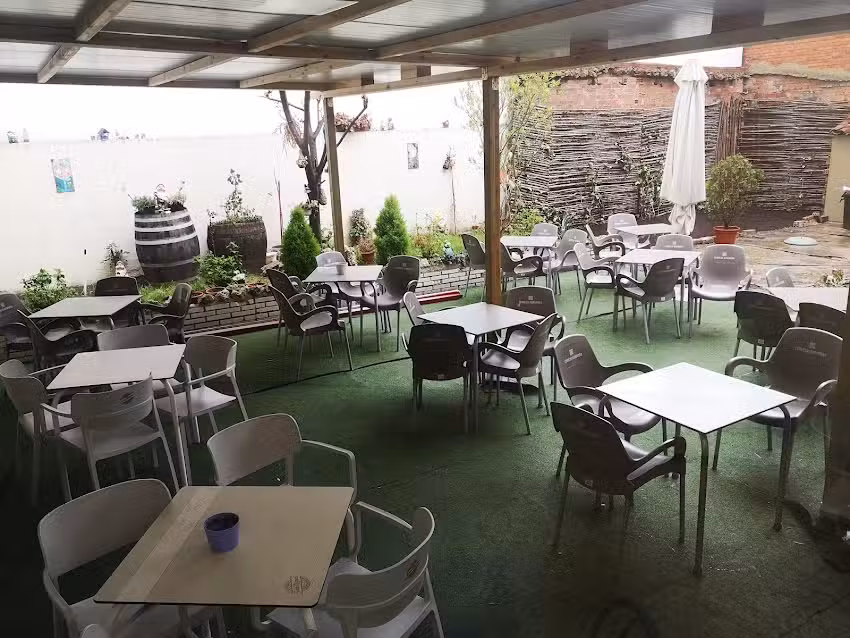 Bar Restaurante El L&aacute;piz