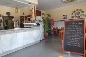 Bar restaurante El Mentidero