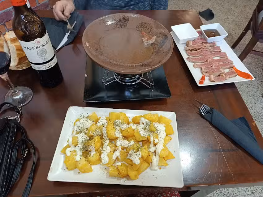 Bar Restaurante el Picoteo / San Agust&iacute;n del Guadalix / Pollos Asados para llevar / Paella / Men&uacute; del d&iacute;a